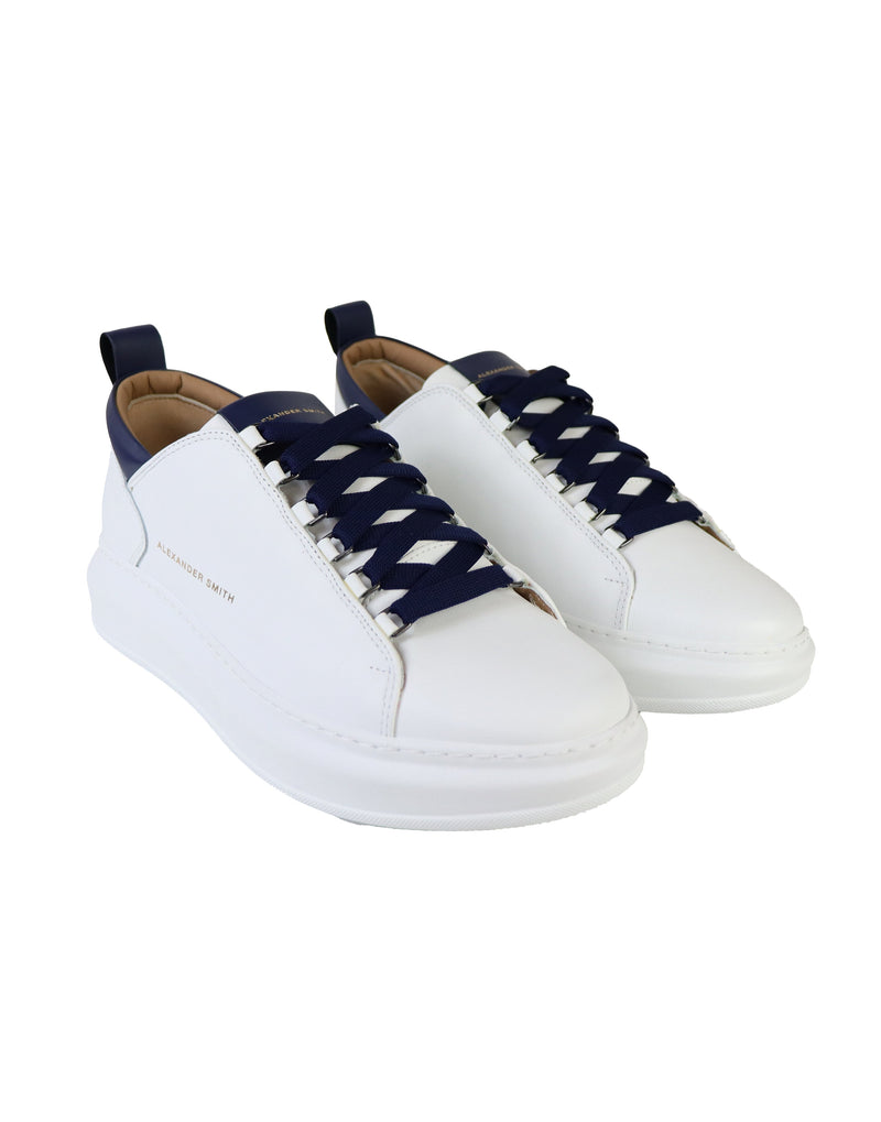 SNEAKER IN PELLE BIANCA  CON RIPORTO BLU