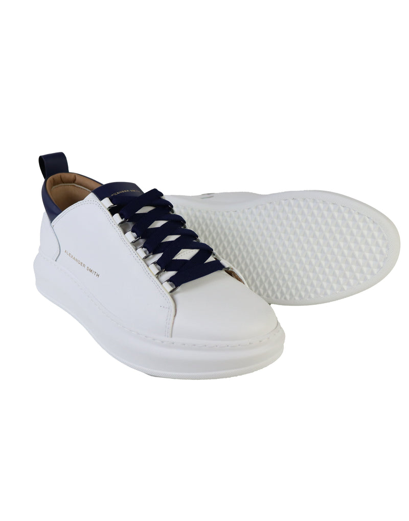 SNEAKER IN PELLE BIANCA  CON RIPORTO BLU